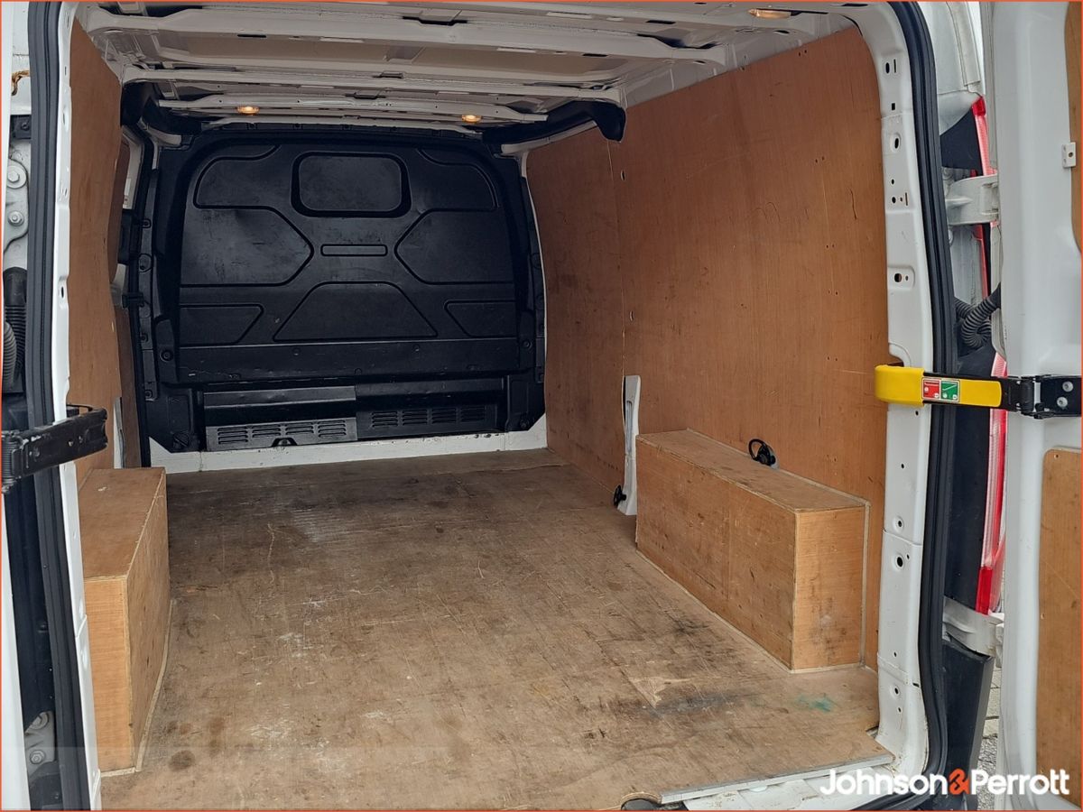 Ford Transit Custom Trend Long Wheelbase
