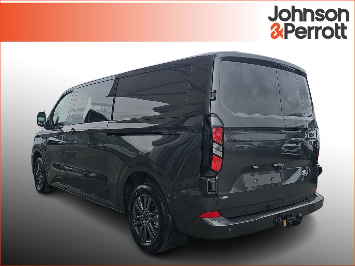 Ford Tourneo Custom Limited PHEV Long Wheelbase