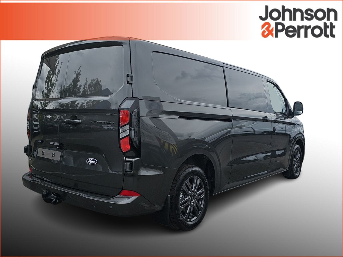 Ford Tourneo Custom Limited PHEV Long Wheelbase