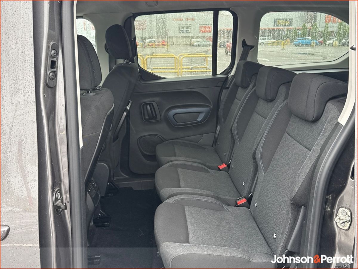 Peugeot Rifter 1.5 BlueHDi 130bhp LWB Allure 7 Seat