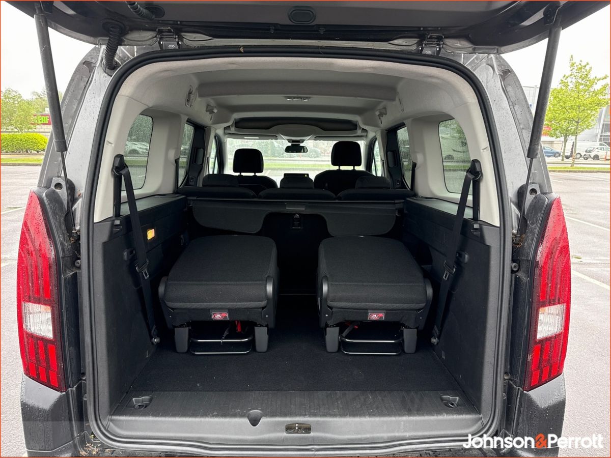 Peugeot Rifter 1.5 BlueHDi 130bhp LWB Allure 7 Seat