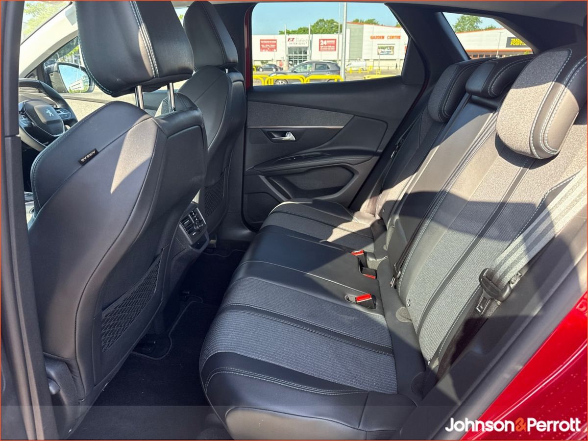 Peugeot 3008 1.5 BlueHDi 130bhp Allure