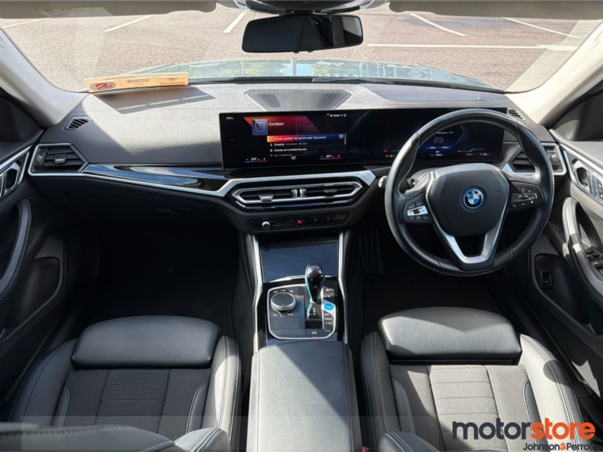 BMW i4 eDrive40 Sport HUGE SPEC