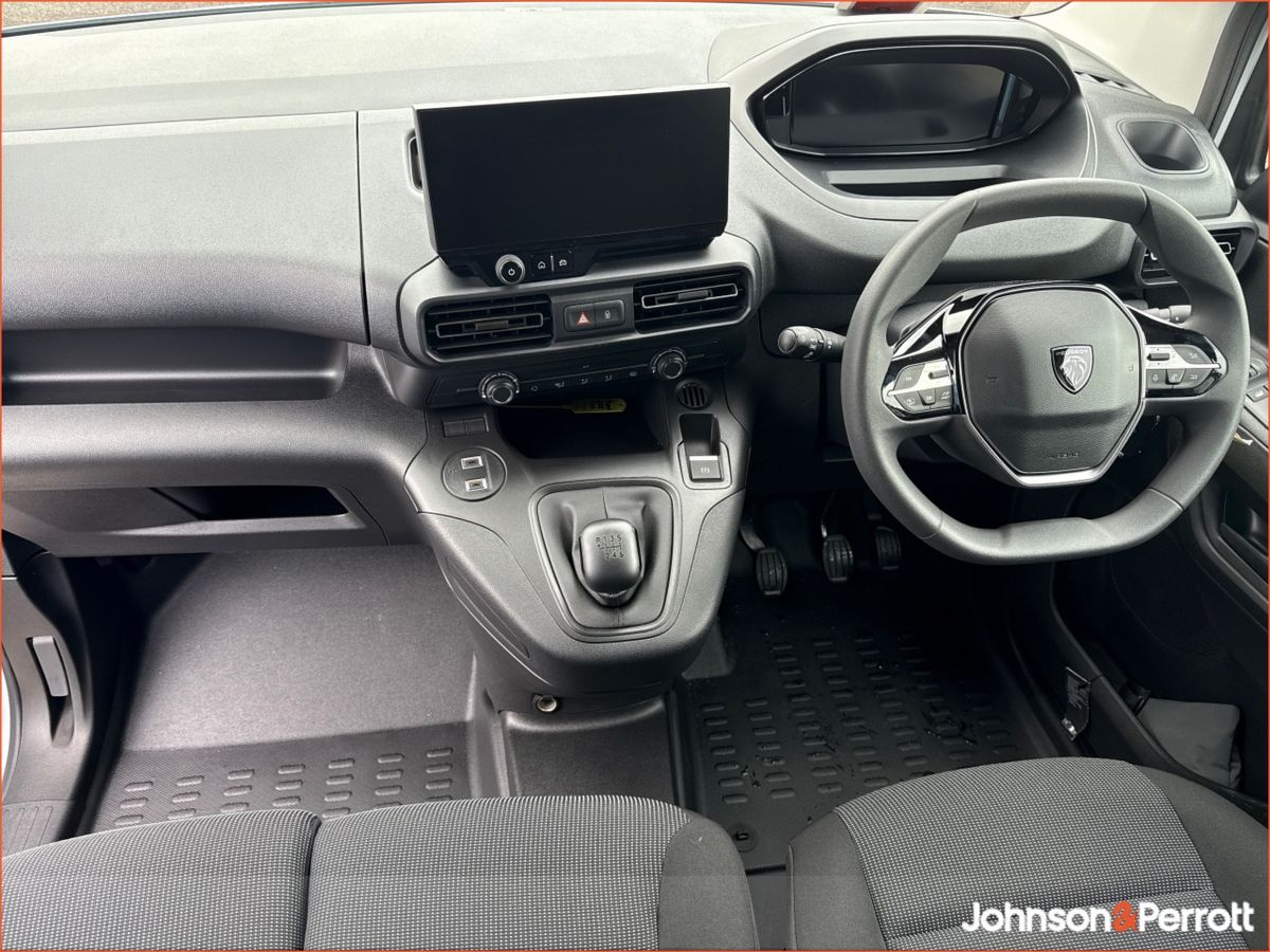 Peugeot Partner PARTNER PRO PLUS 1.5 HDI 100 1