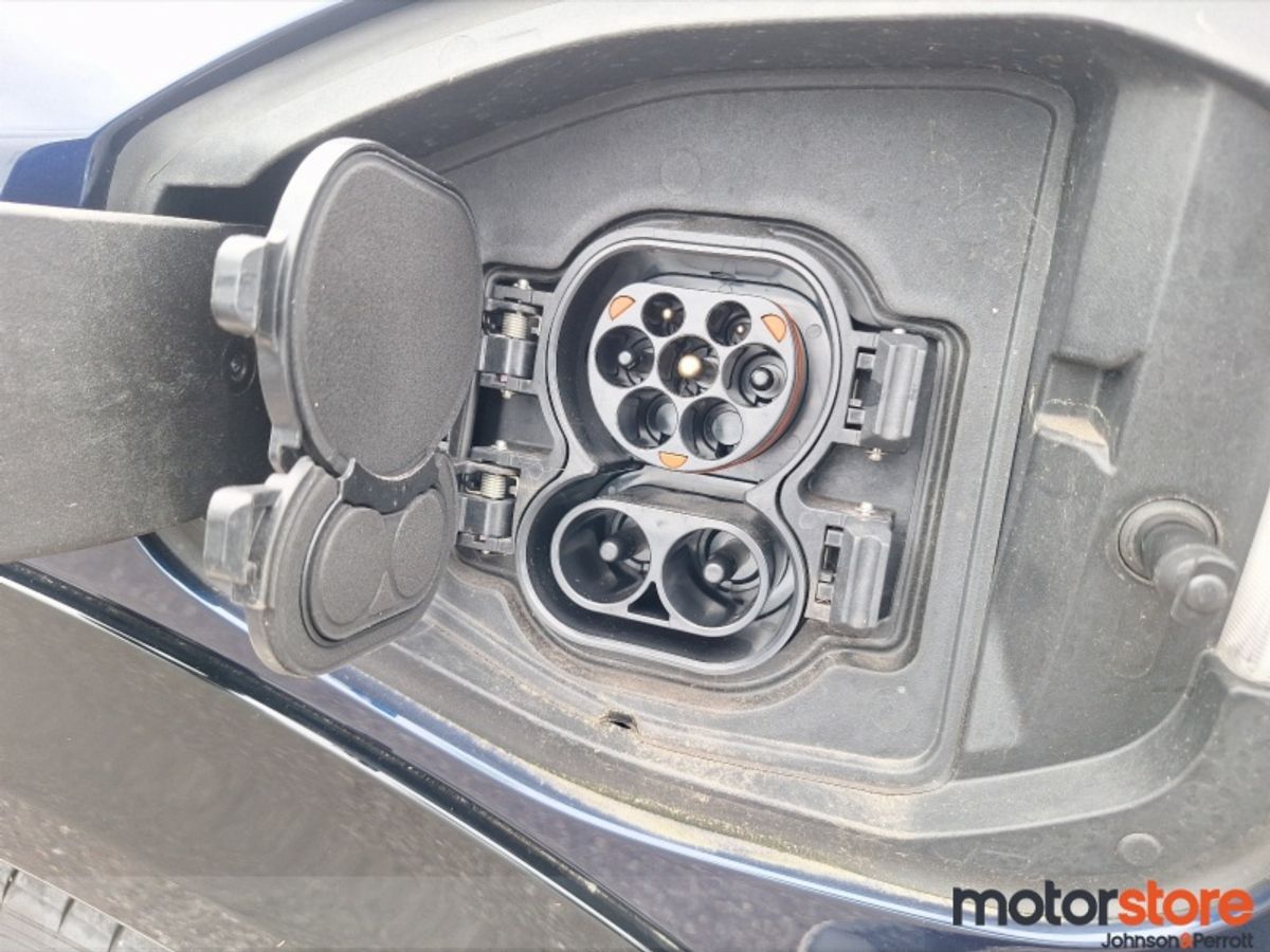 Nissan Ariya LONG RANGE 87kWH Advance