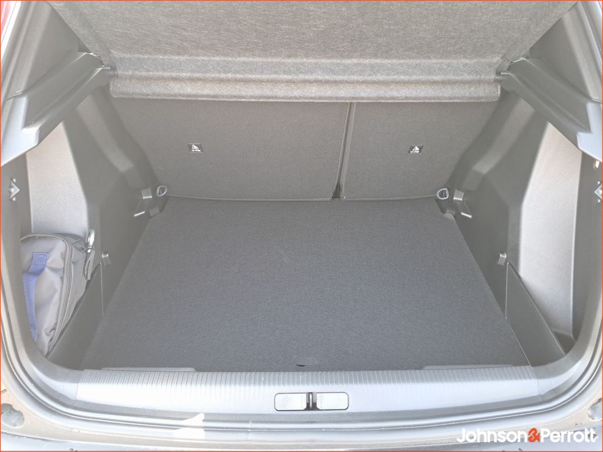 Peugeot 2008 *DEMO* HYBRID 145BHP e-DCS6 Allure