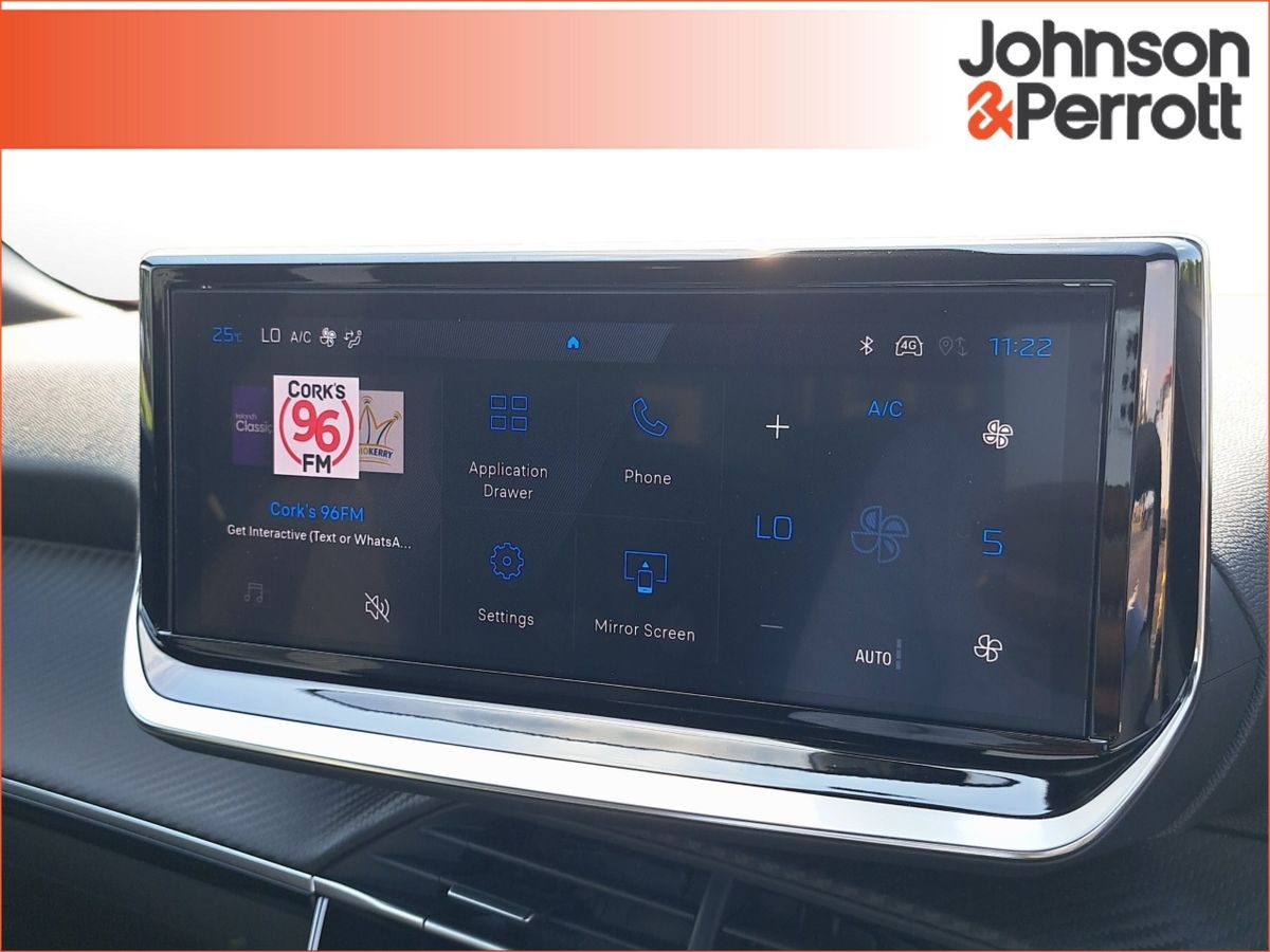 Peugeot 2008 *DEMO* HYBRID 145BHP e-DCS6 Allure