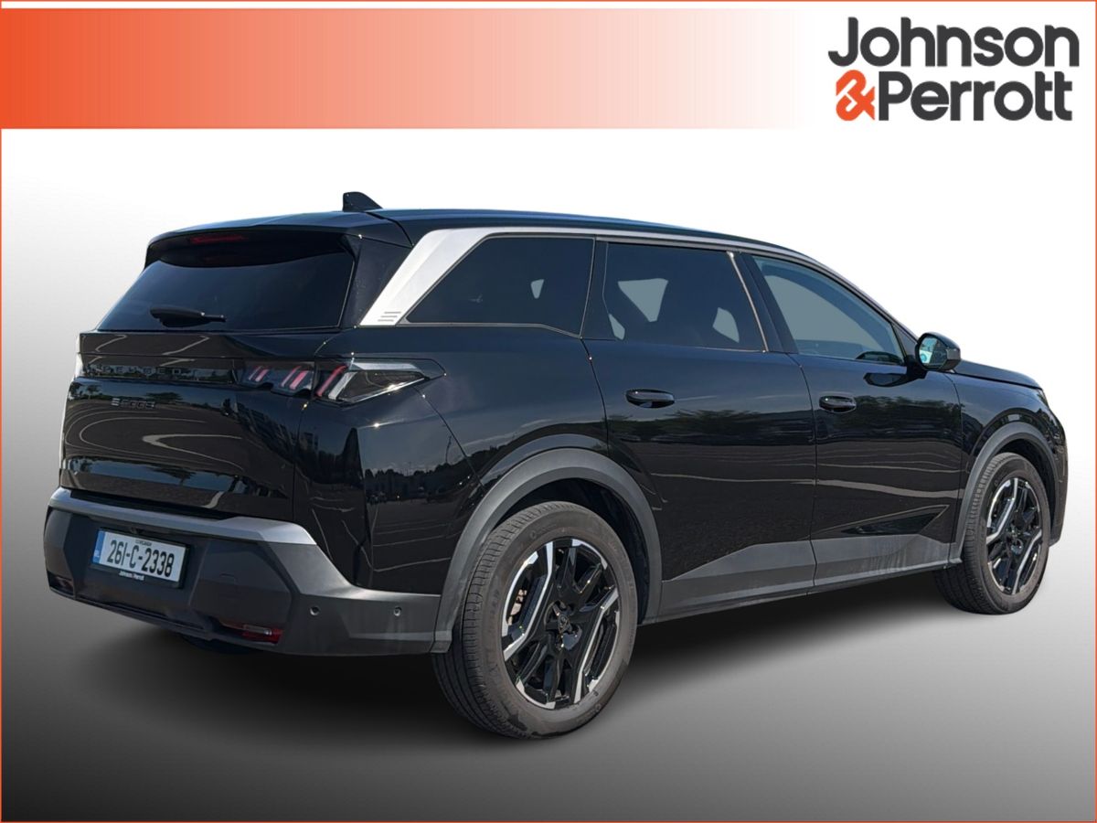 Peugeot 5008 *DEMO* BEV 73kwh 210hp Allure