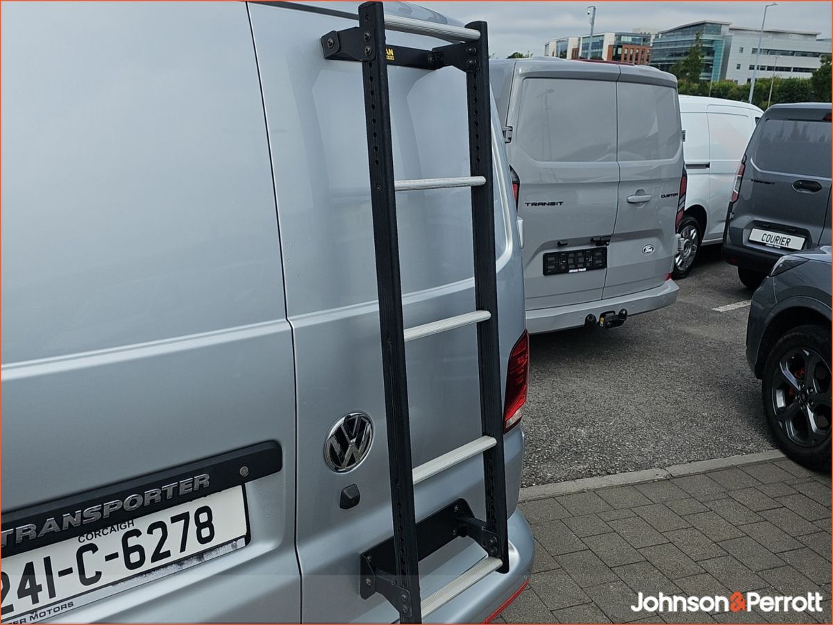 Volkswagen Transporter Trendline Long Wheelbase 150BHP