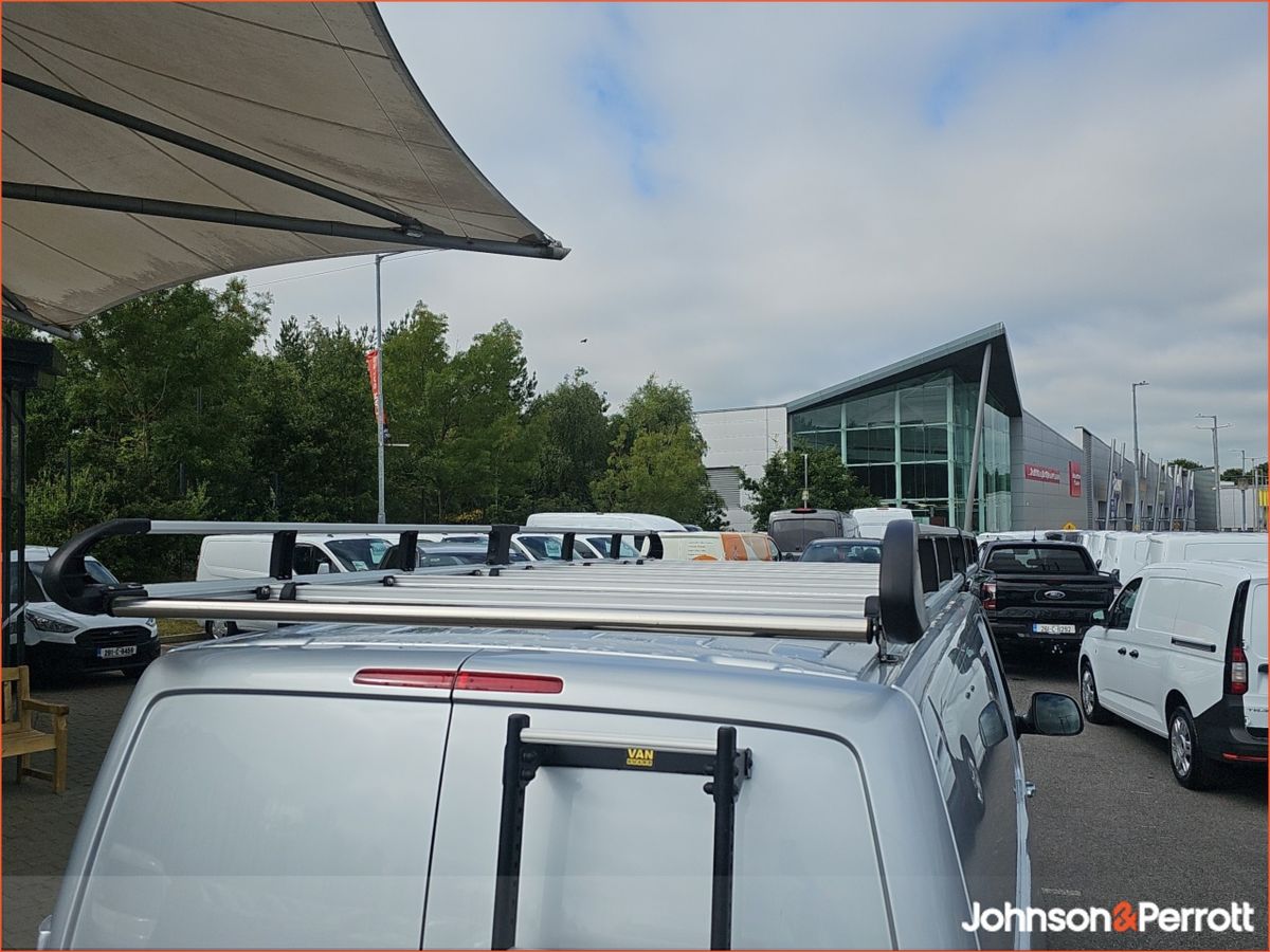Volkswagen Transporter Trendline Long Wheelbase 150BHP