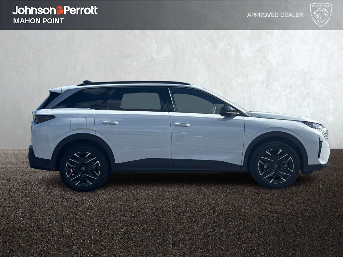 Peugeot 5008 1.2 MHEV 145bhp E-DCS6 Allure