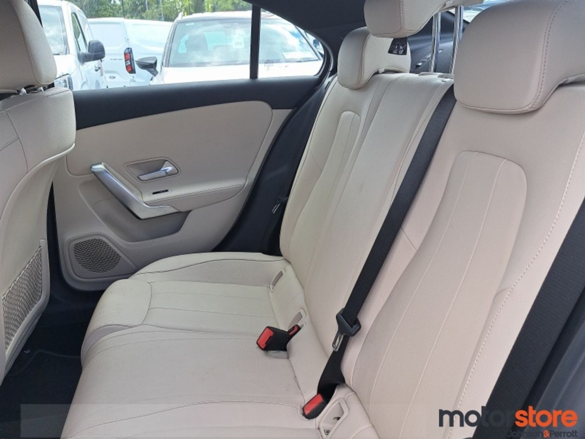 Mercedes-Benz A-Class A 180 d A/T Saloon Progressive