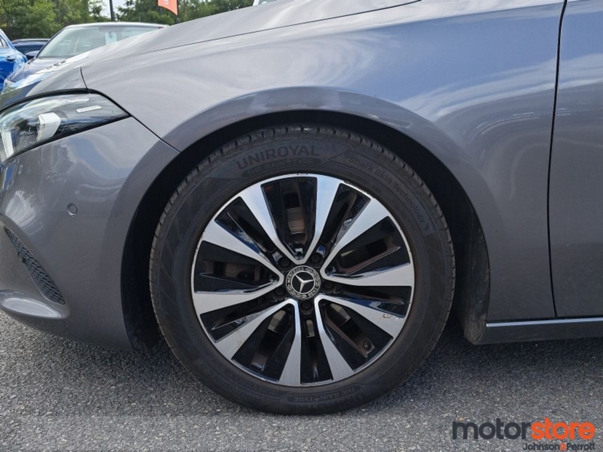 Mercedes-Benz A-Class A 180 d A/T Saloon Progressive