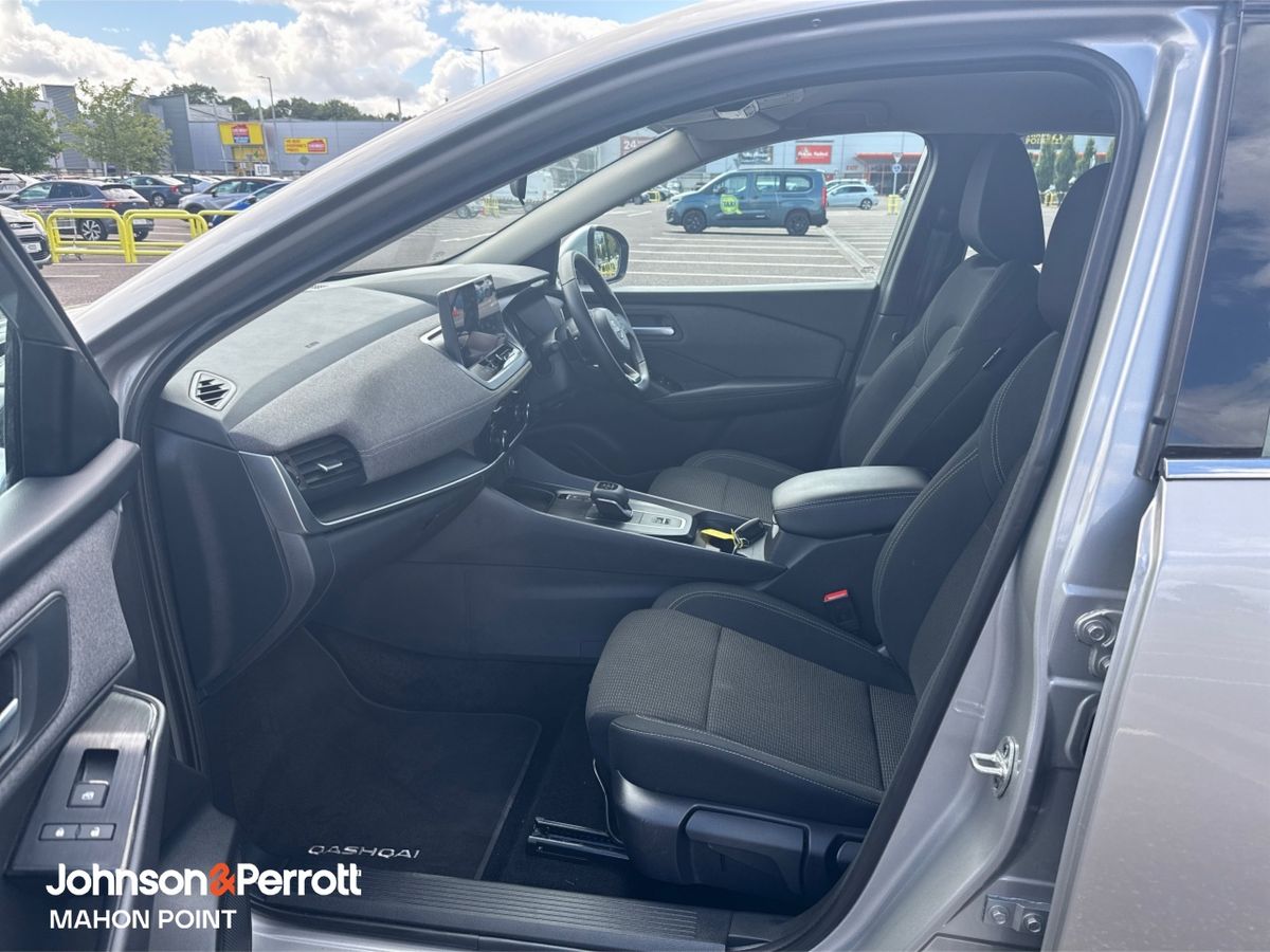 Nissan Qashqai HYBRID AUTOMATIC LIKE NEW
