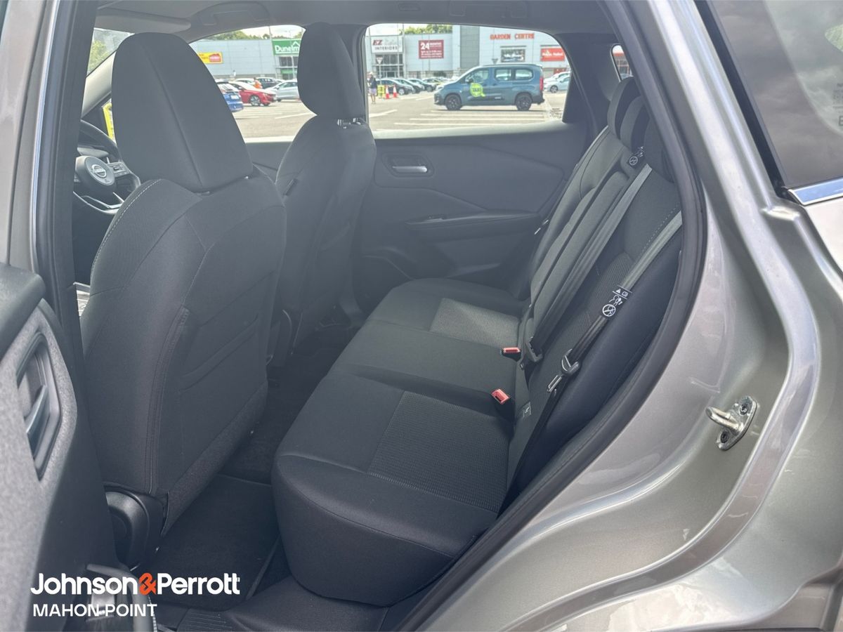 Nissan Qashqai HYBRID AUTOMATIC LIKE NEW