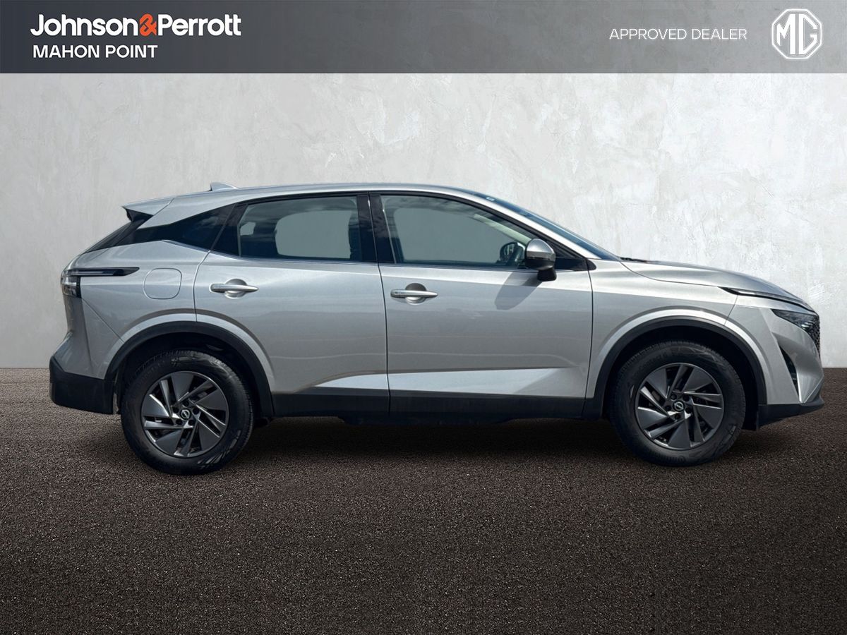 Nissan Qashqai HYBRID AUTOMATIC LIKE NEW