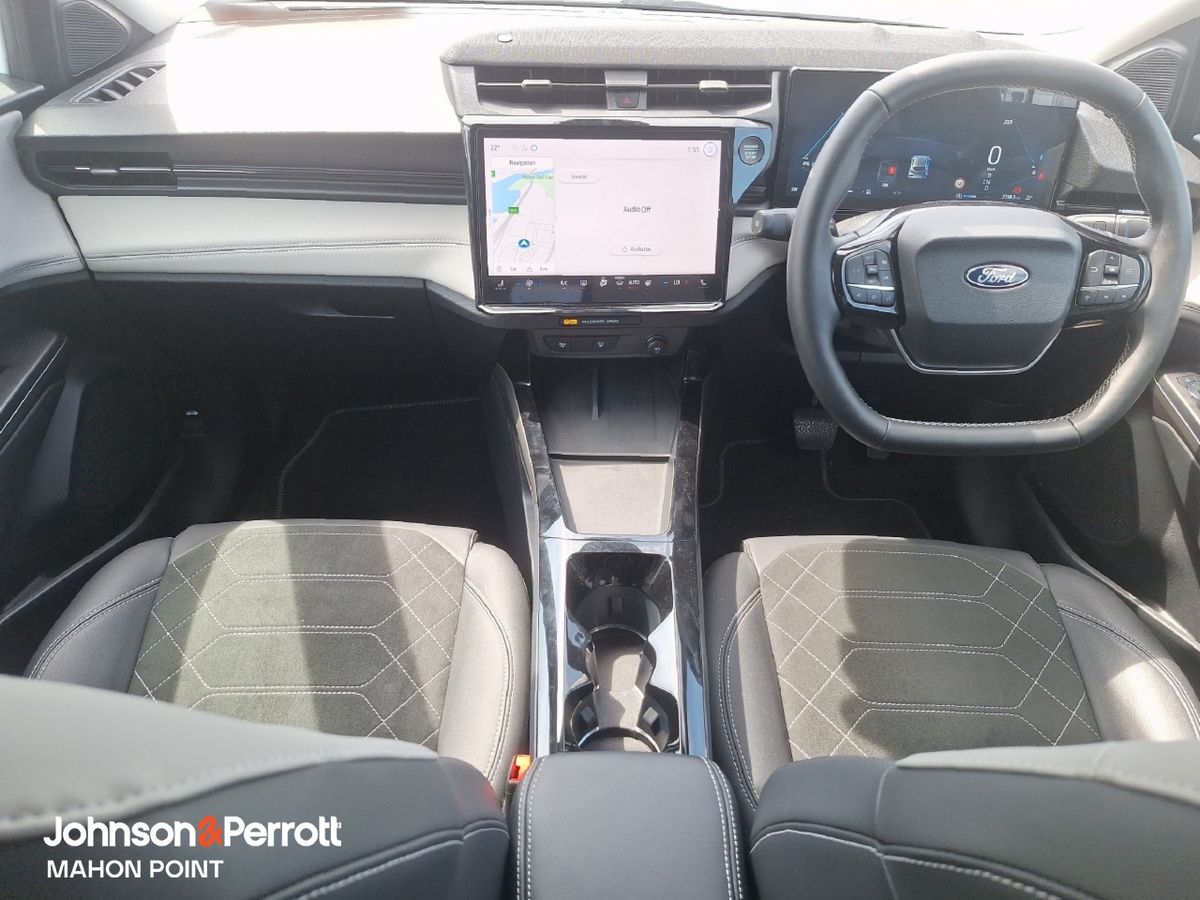 Ford Puma Premium 53kwh I DEMO MODEL