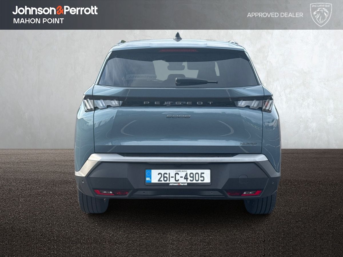 Peugeot 5008 1.2 MHEV 145bhp E-DCS6 Allure