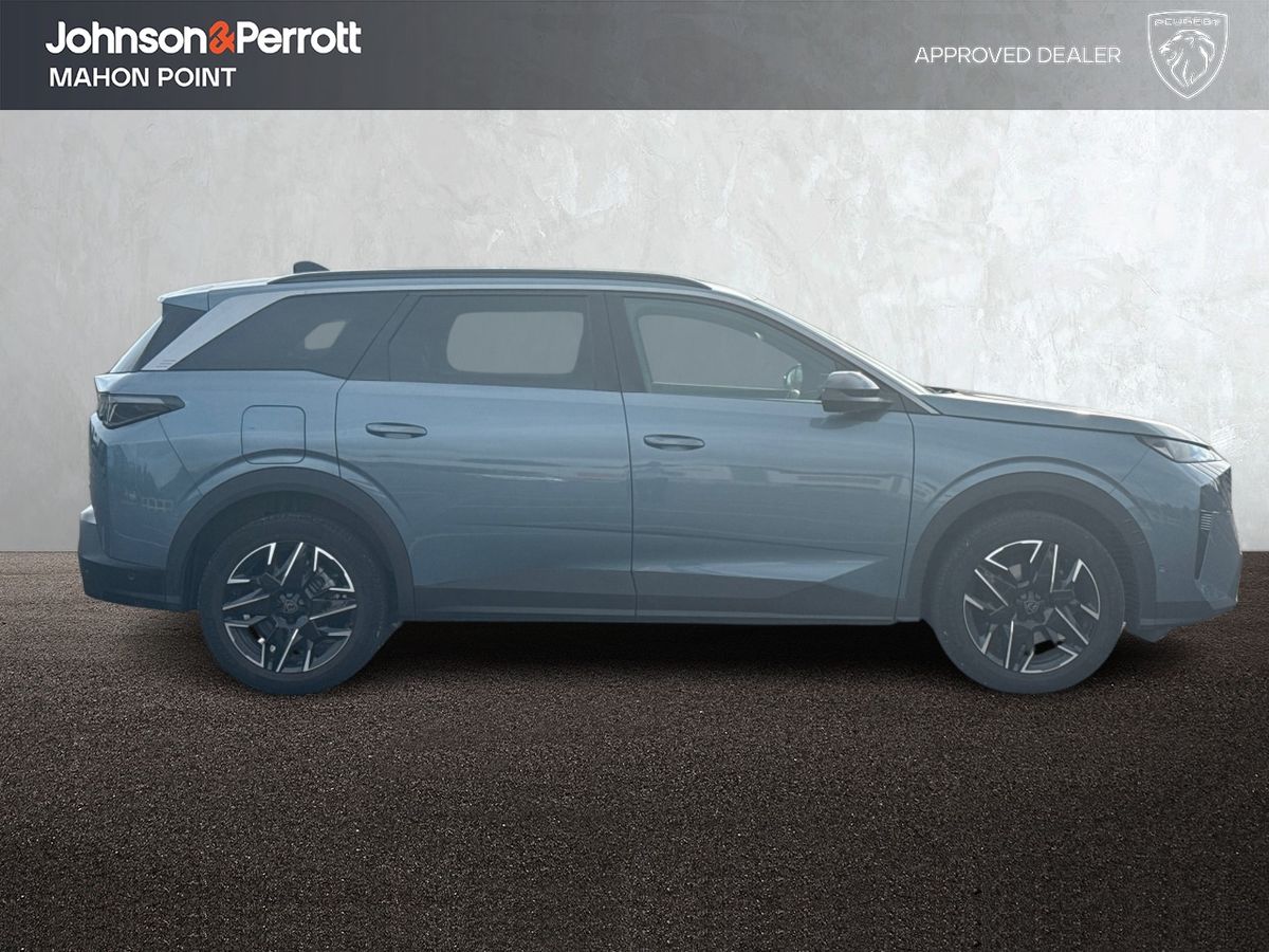 Peugeot 5008 1.2 MHEV 145bhp E-DCS6 Allure
