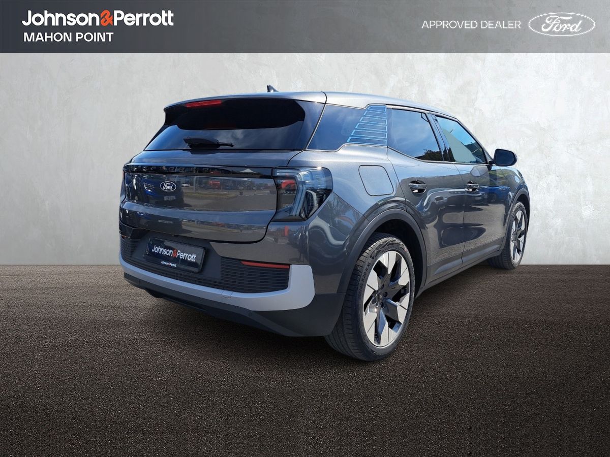 Ford Explorer Premium 77kwh Commercial