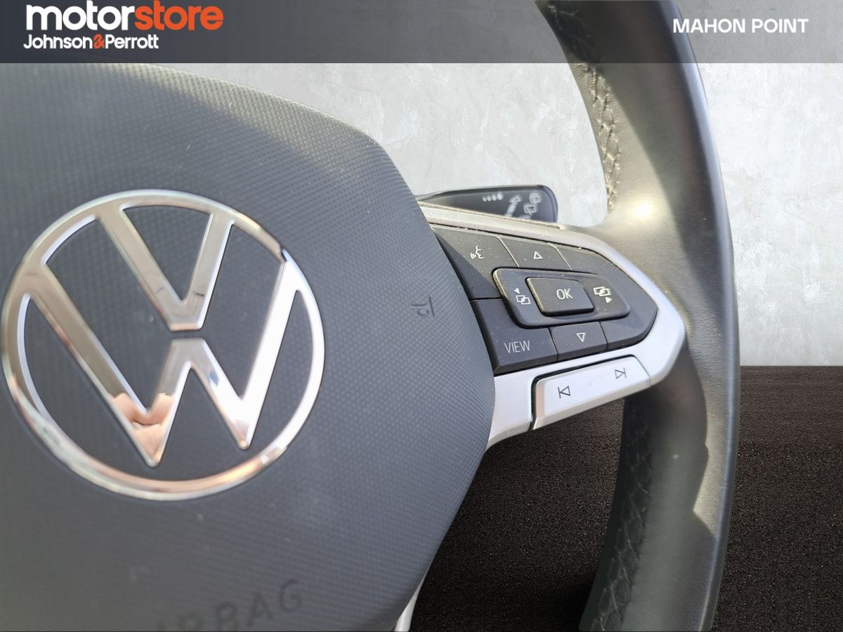 Volkswagen T-Roc Style 1.0TSI Manual I LOW MILEAGE