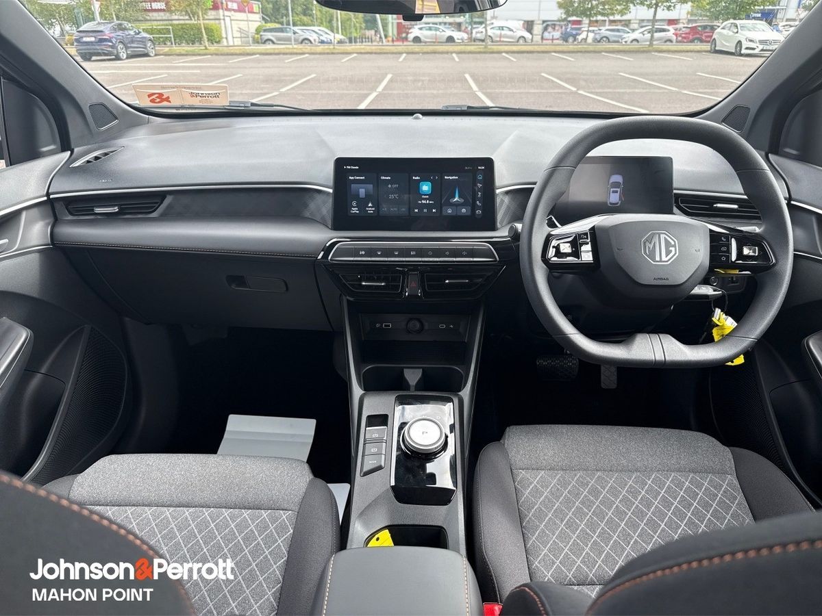 MG MG3 HYBRID AUTO *262 MODEL LIMITED OFFER*