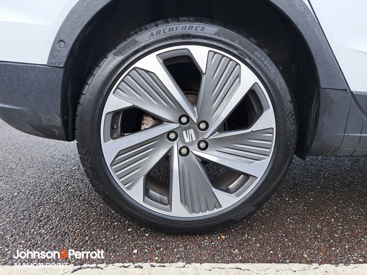 SEAT Arona 1.0TSI 110hp FR **HUGE SPEC**