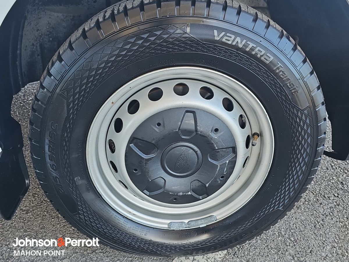 Ford Transit Custom Long Wheelbase Trend