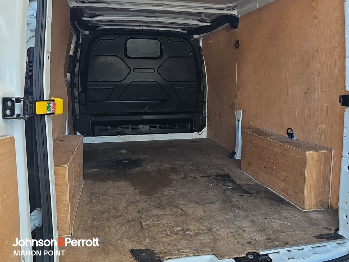 Ford Transit Custom Long Wheelbase Trend