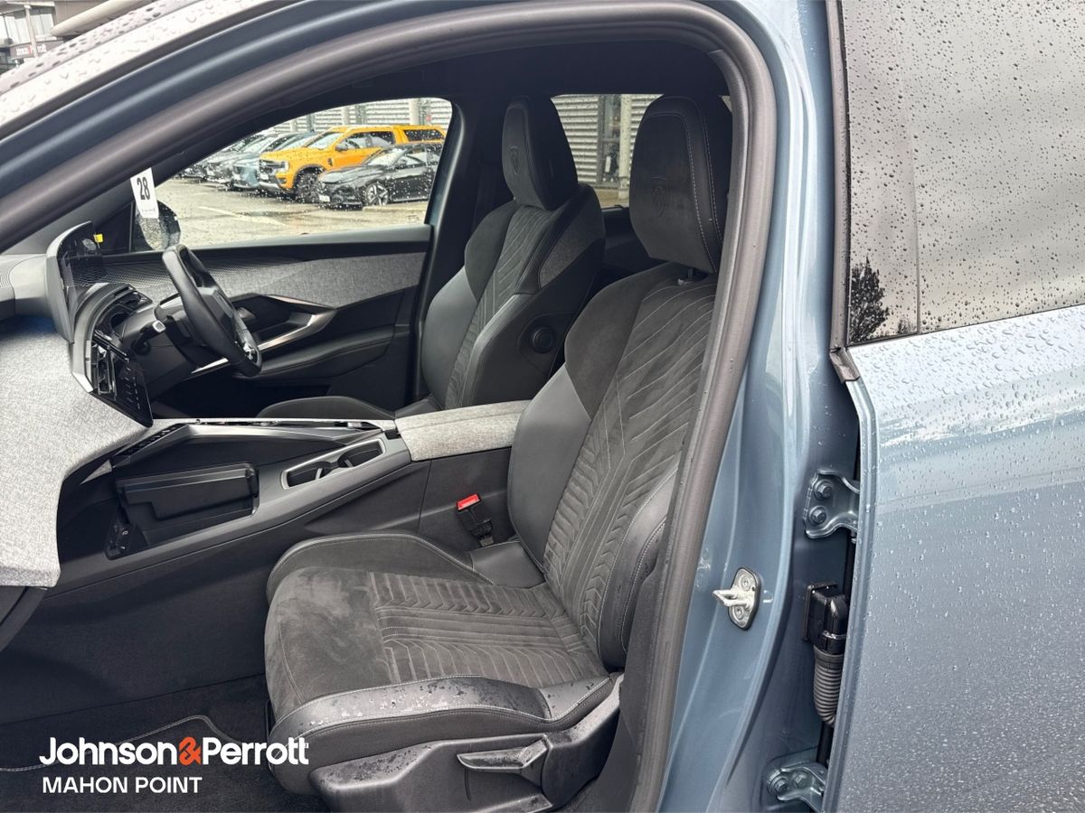 Peugeot 5008 BEV 73kwh 210hp GT