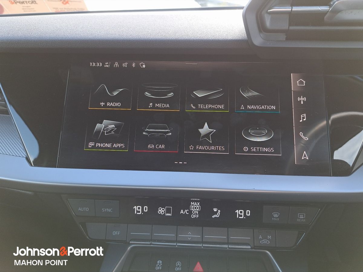 Audi A3 30 TDI 116HP SE