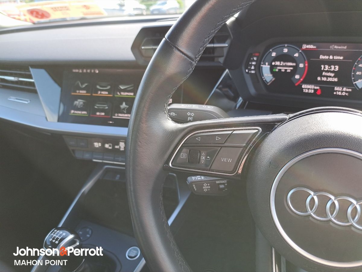 Audi A3 30 TDI 116HP SE