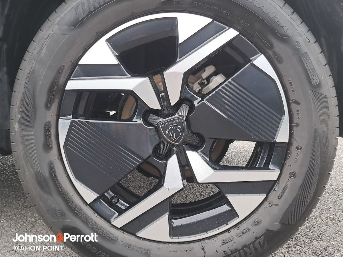 Peugeot 2008 HYBRID 110BHP e-DCS6 Allure
