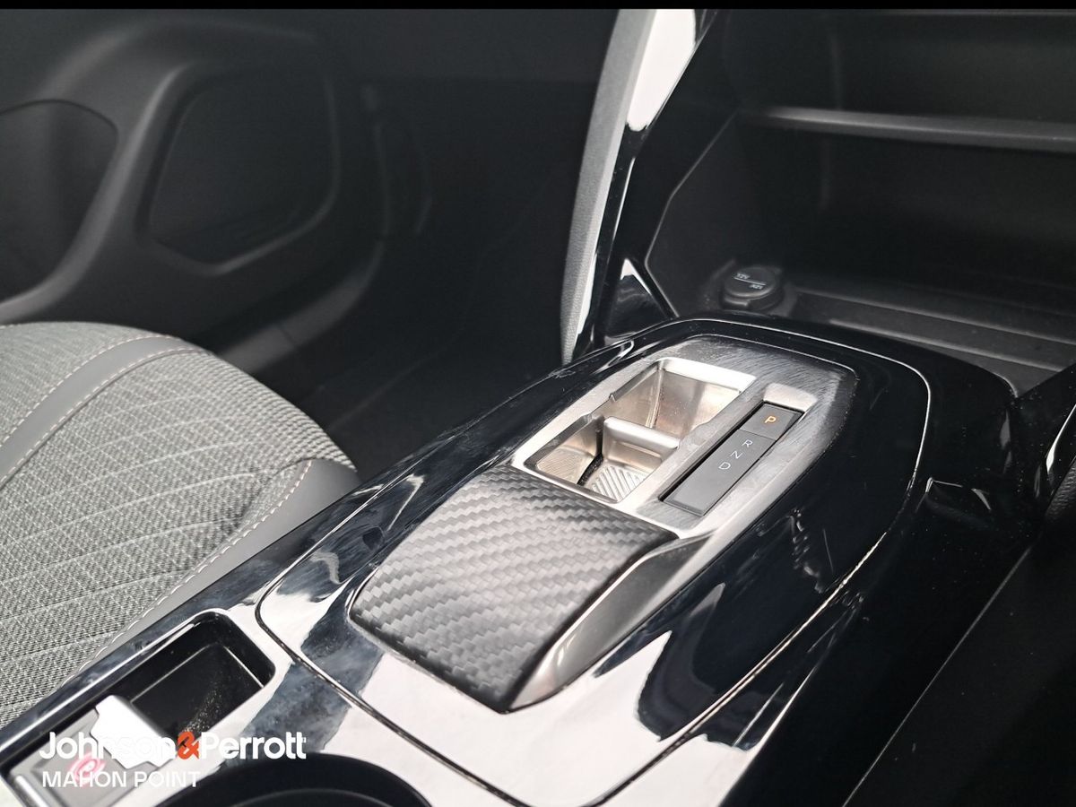 Peugeot 2008 HYBRID 110BHP e-DCS6 Allure