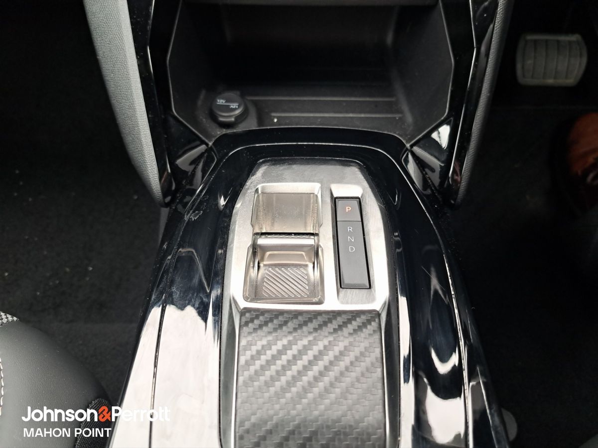 Peugeot 2008 HYBRID 110BHP e-DCS6 Allure