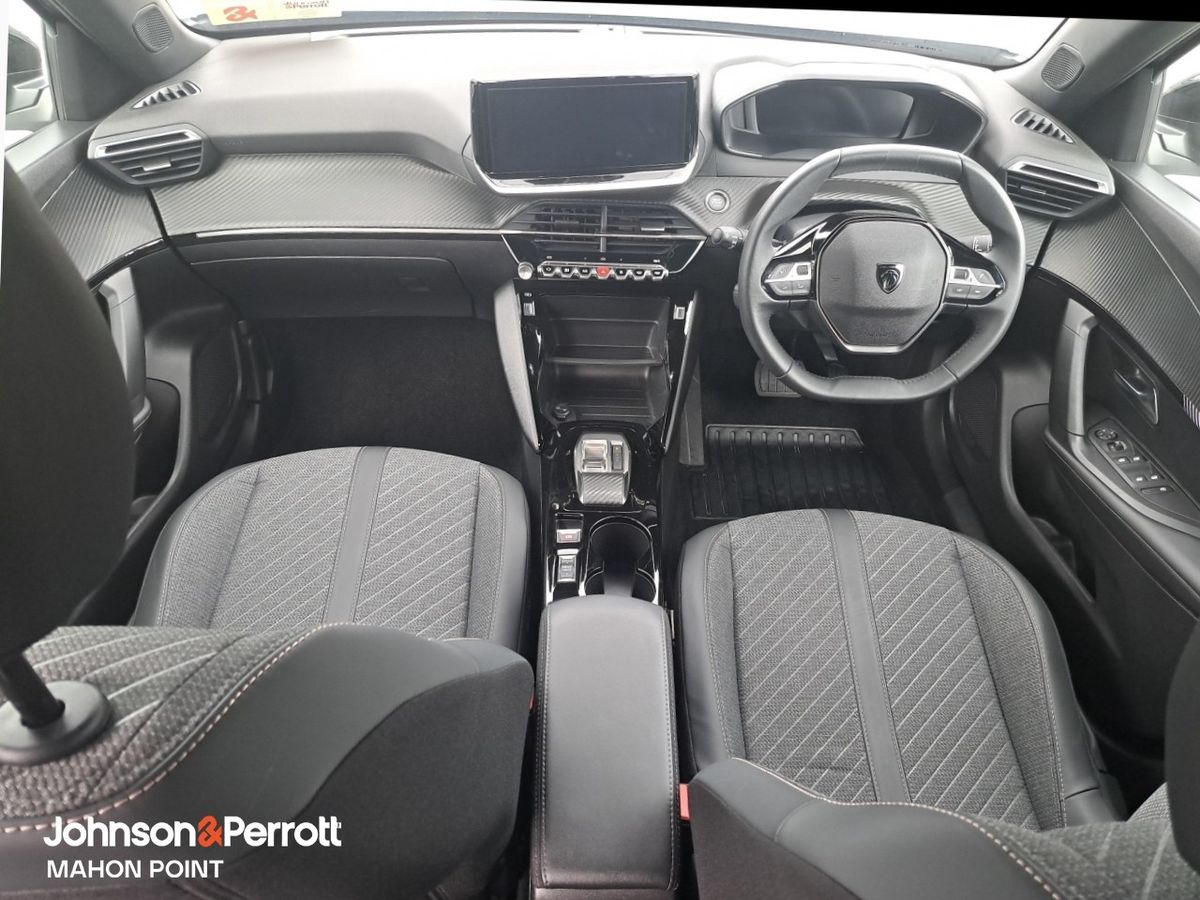 Peugeot 2008 HYBRID 110BHP e-DCS6 Allure