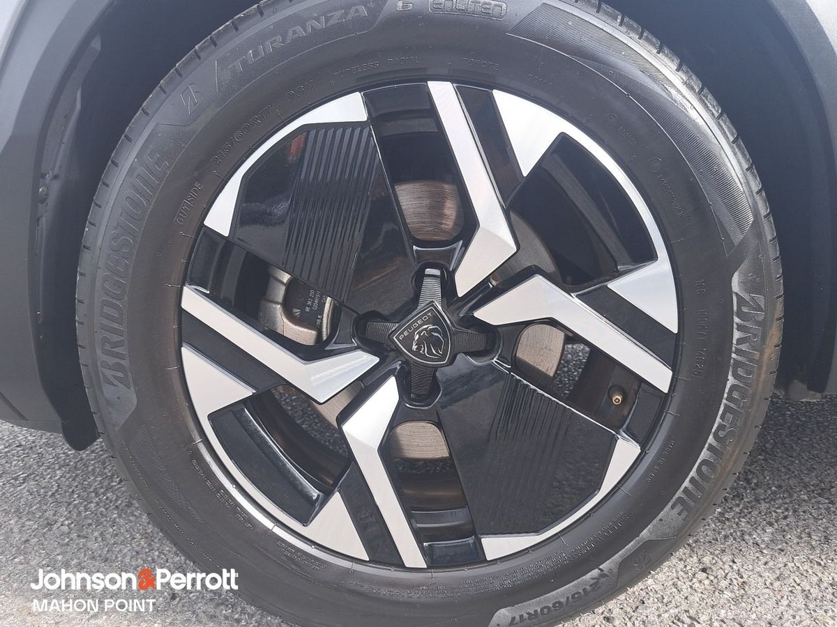 Peugeot 2008 HYBRID 110BHP e-DCS6 Allure