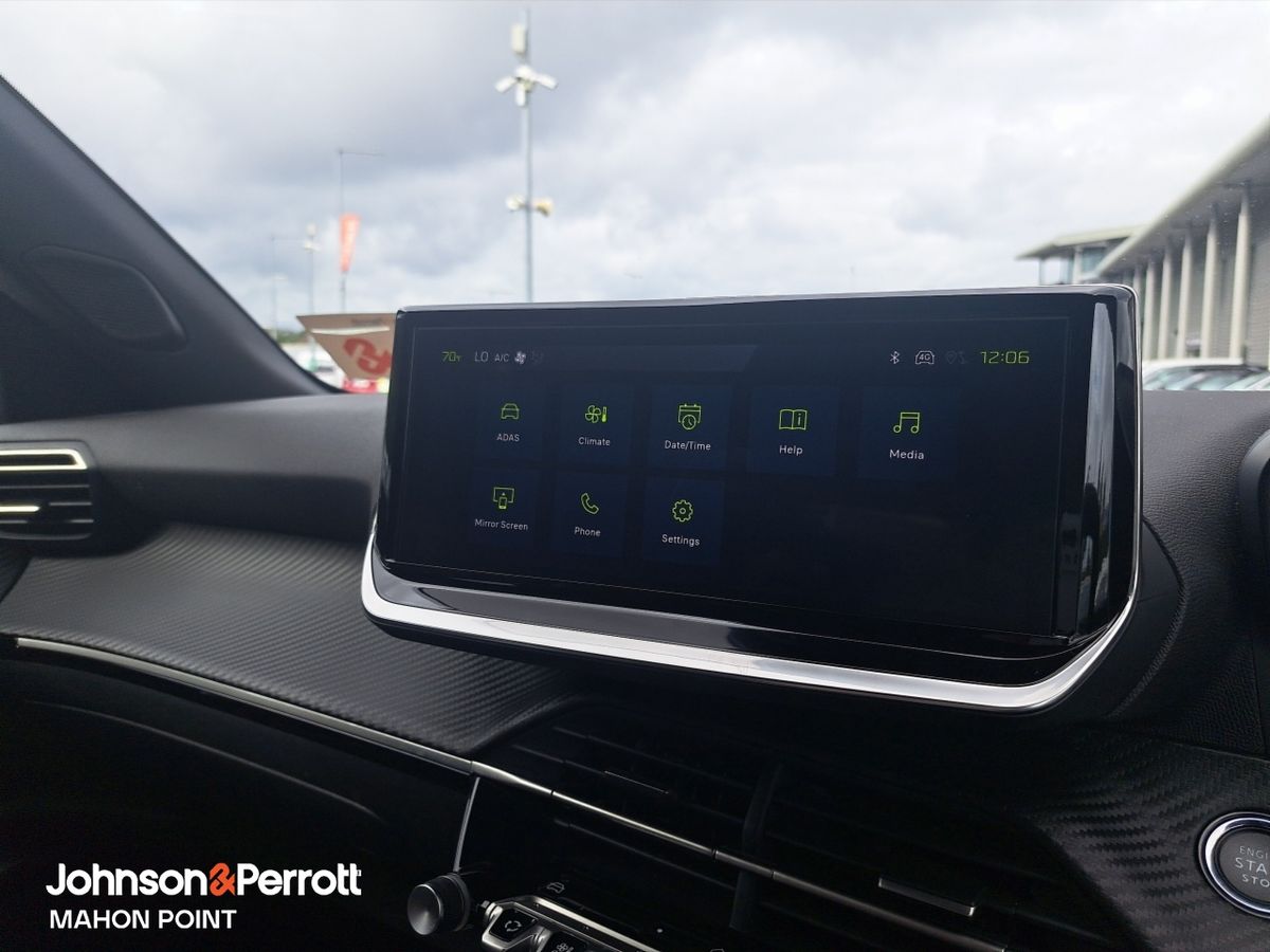 Peugeot 2008 HYBRID 110BHP e-DCS6 Allure