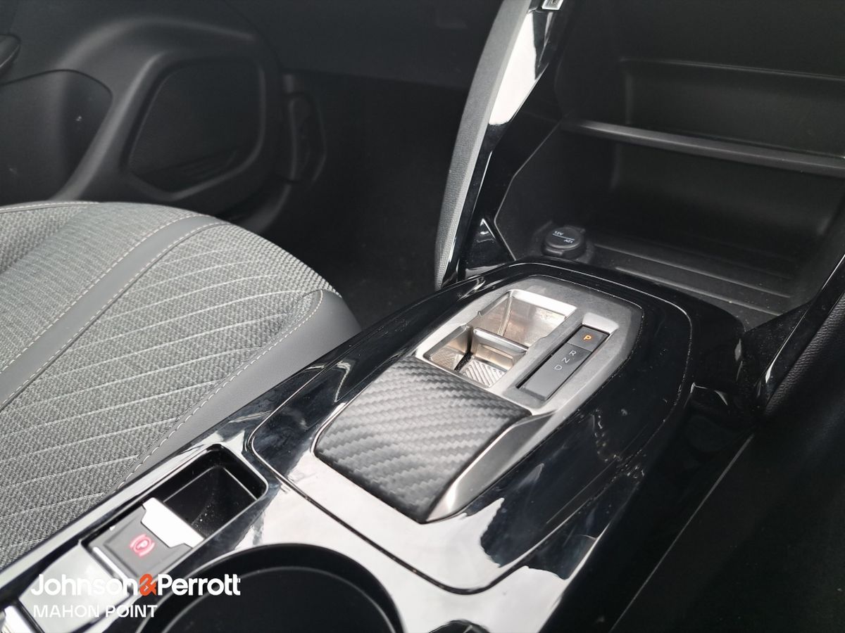 Peugeot 2008 HYBRID 110BHP e-DCS6 Allure