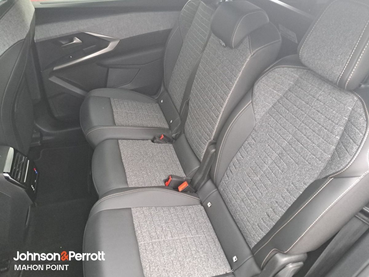 Peugeot 5008 1.2 MHEV 145bhp E-DCS6 Allure