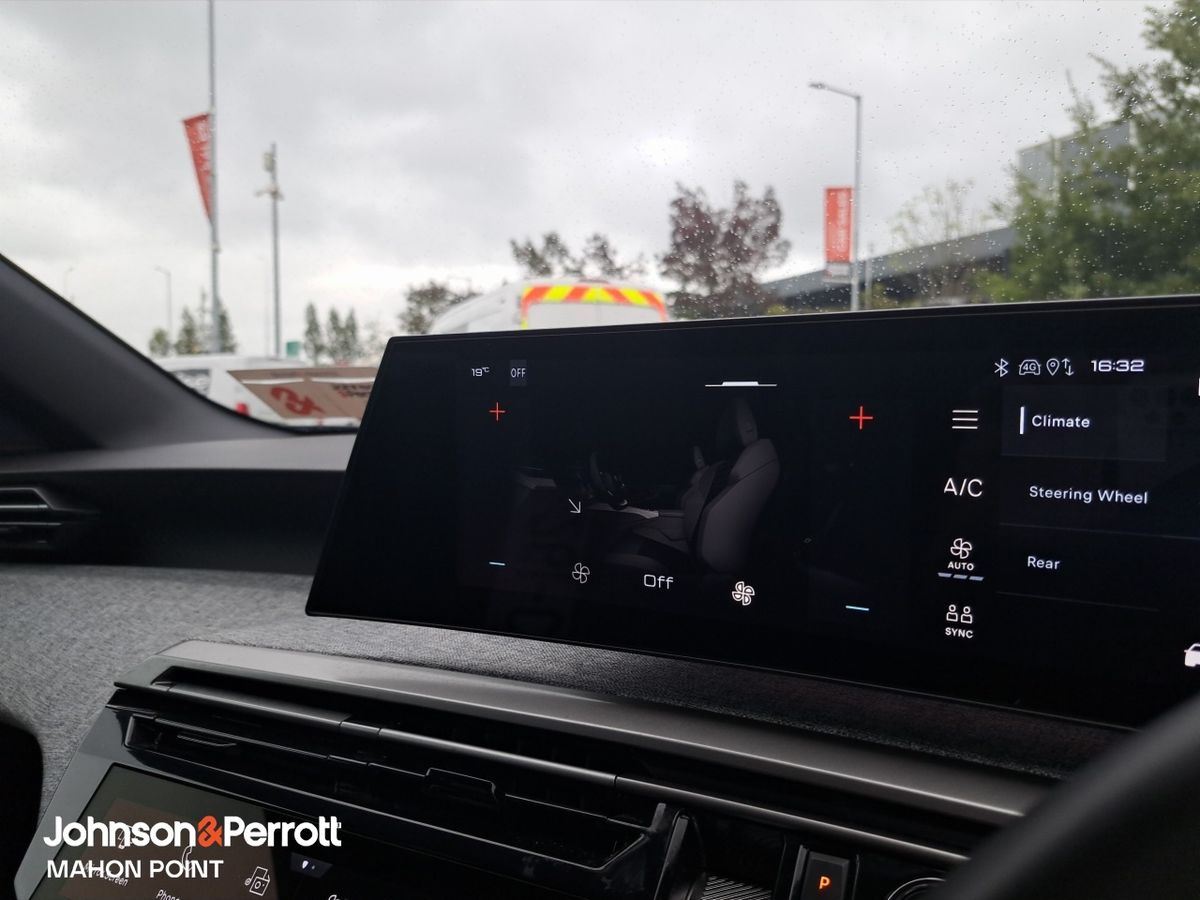 Peugeot 5008 1.2 MHEV 145bhp E-DCS6 Allure
