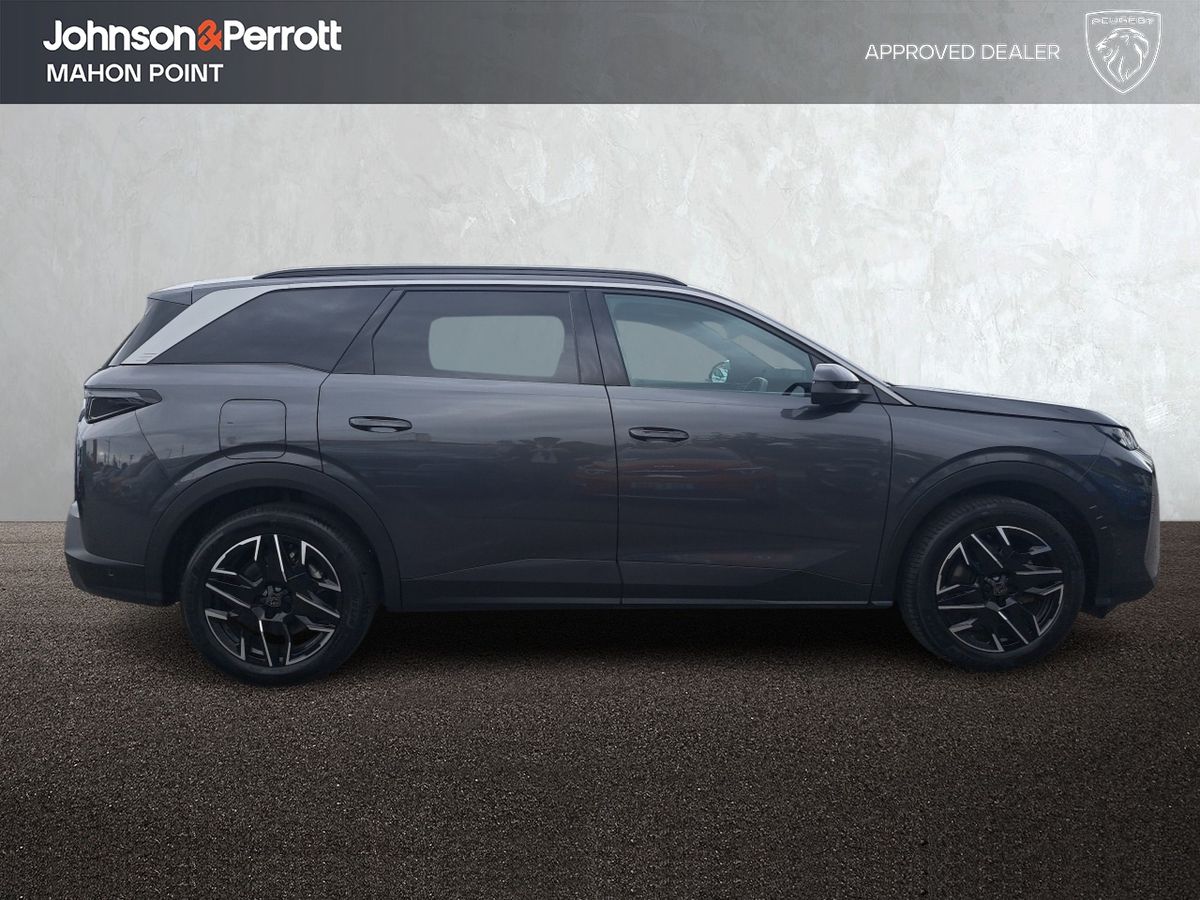 Peugeot 5008 1.2 MHEV 145bhp E-DCS6 Allure