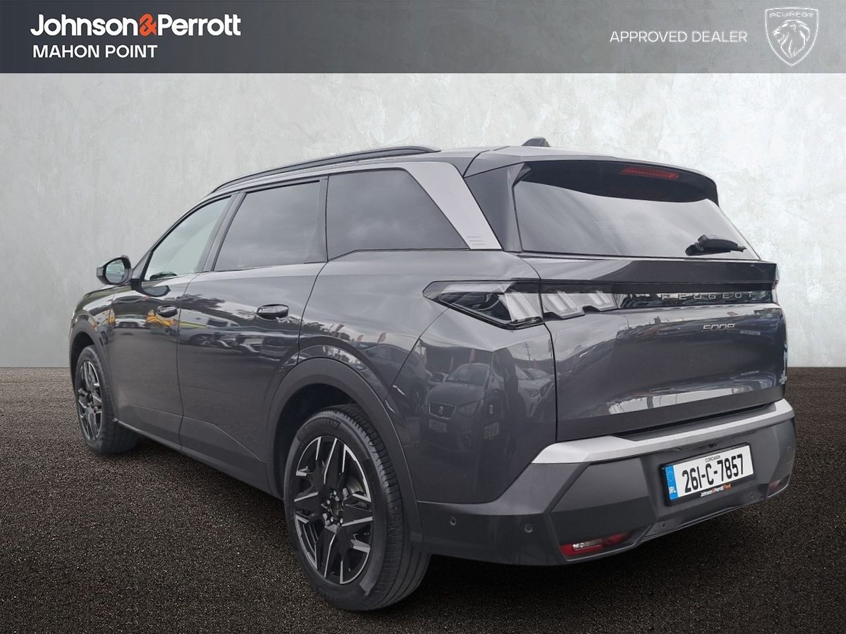 Peugeot 5008 1.2 MHEV 145bhp E-DCS6 Allure