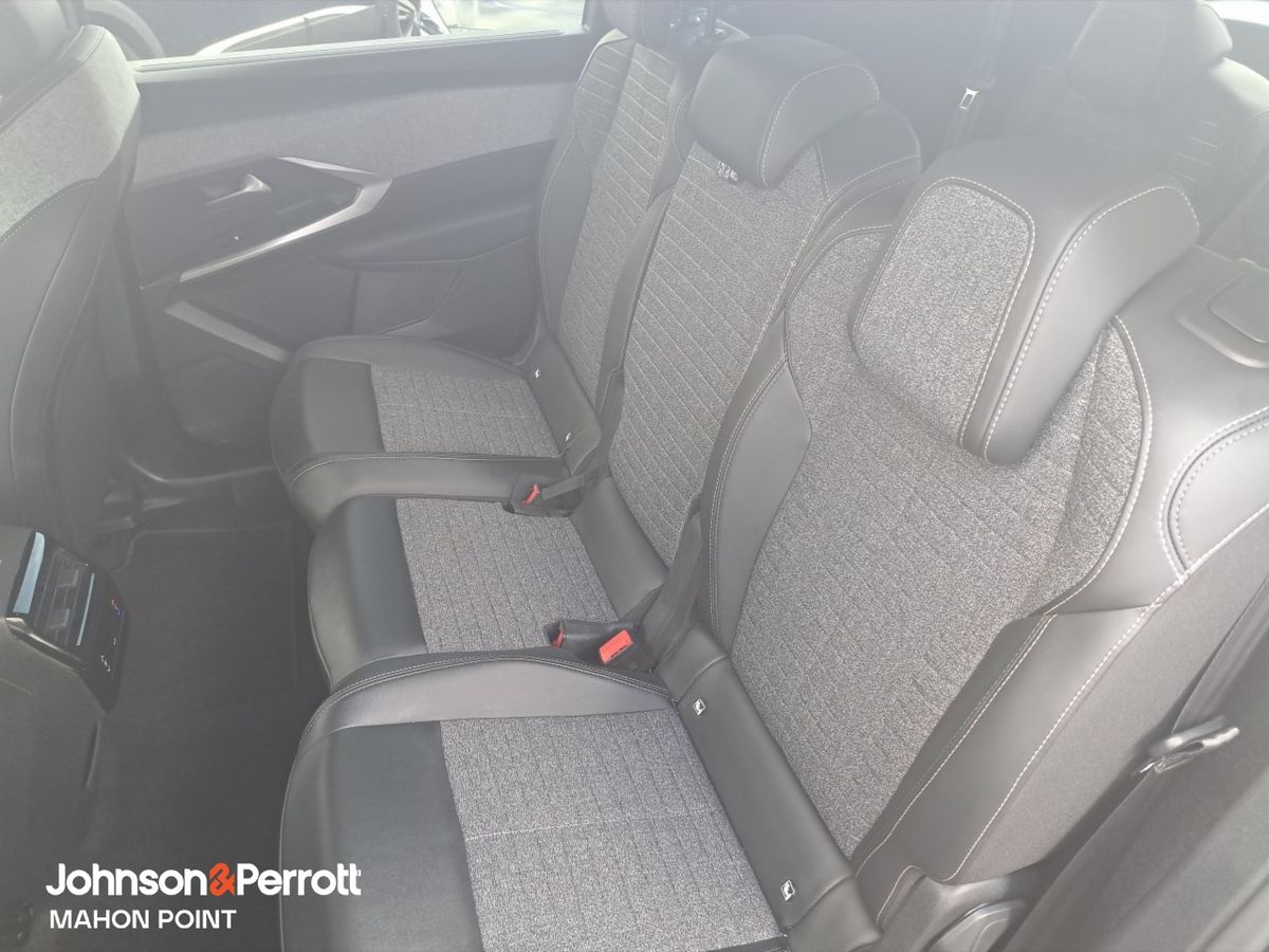Peugeot 5008 1.2 MHEV 145bhp E-DCS6 Allure