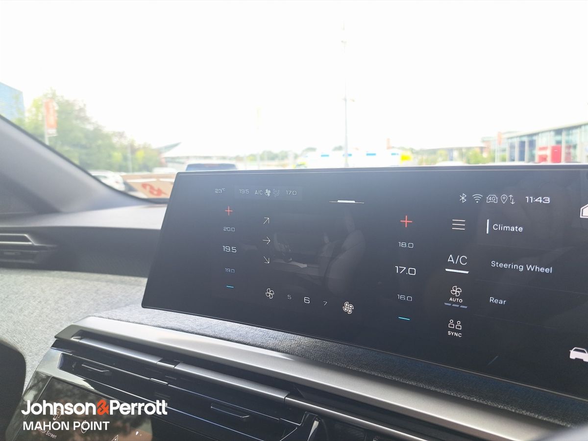Peugeot 5008 1.2 MHEV 145bhp E-DCS6 Allure