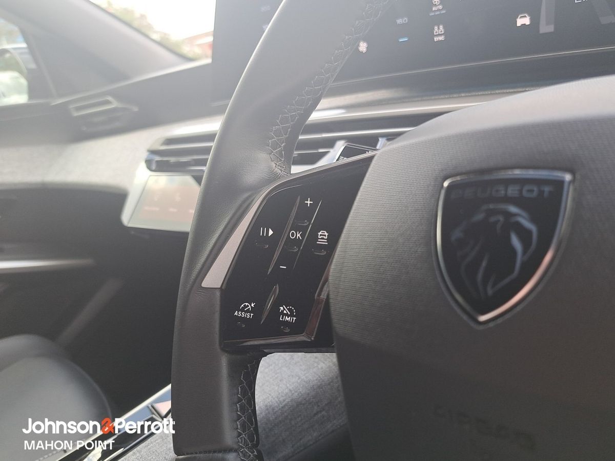 Peugeot 5008 1.2 MHEV 145bhp E-DCS6 Allure