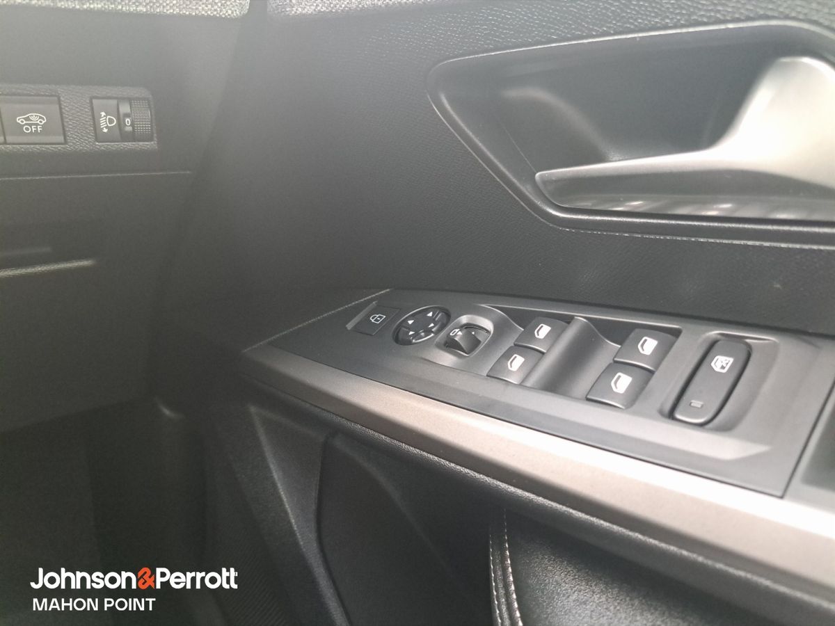 Peugeot 5008 1.2 MHEV 145bhp E-DCS6 Allure