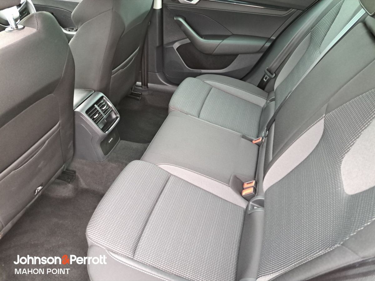 Skoda Octavia Selection 1.5TSI 115HP DSG mHEV