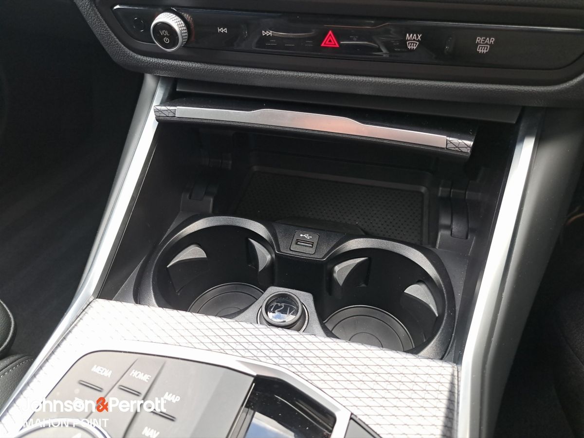 BMW 3-Series 330E TOURING M Sport Auto **ESTATE / HUGE SPEC**