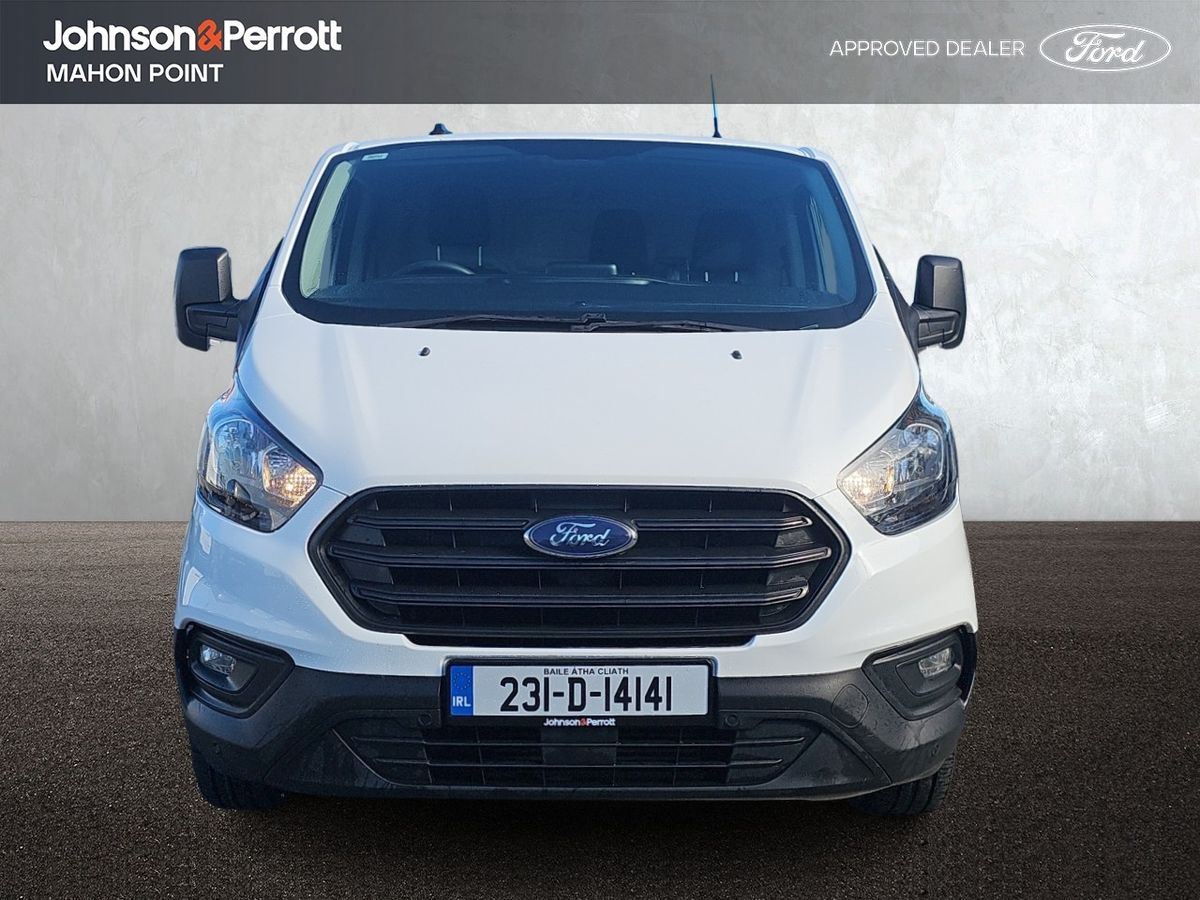 Ford Transit Custom Long Wheelbase Leader
